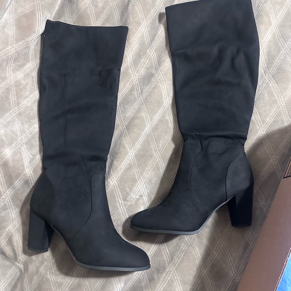 Elegant‎ Black Knee-High Women's Boots